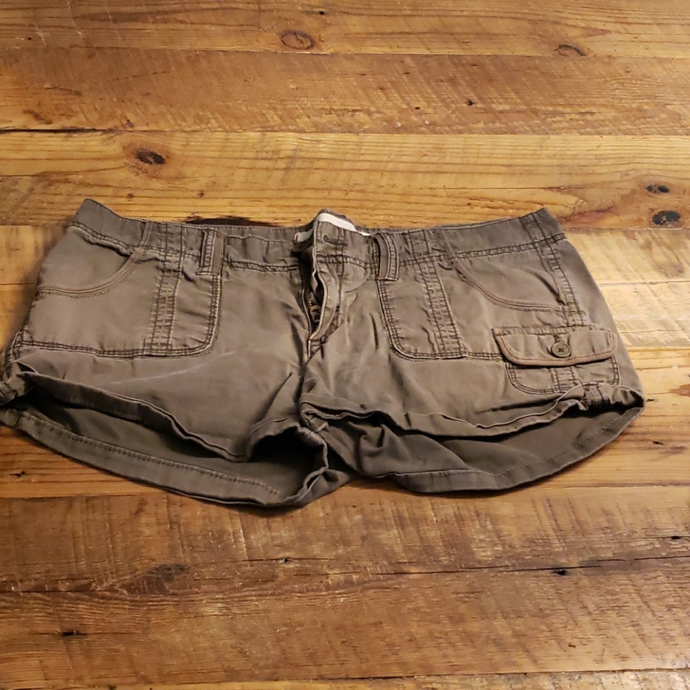 Brown shorts